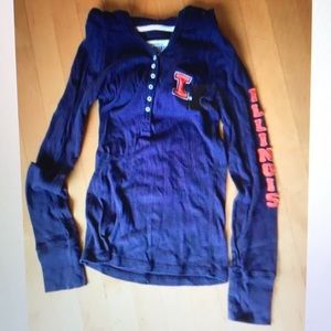 U of Illinois vintage blue small long sleeve shirt